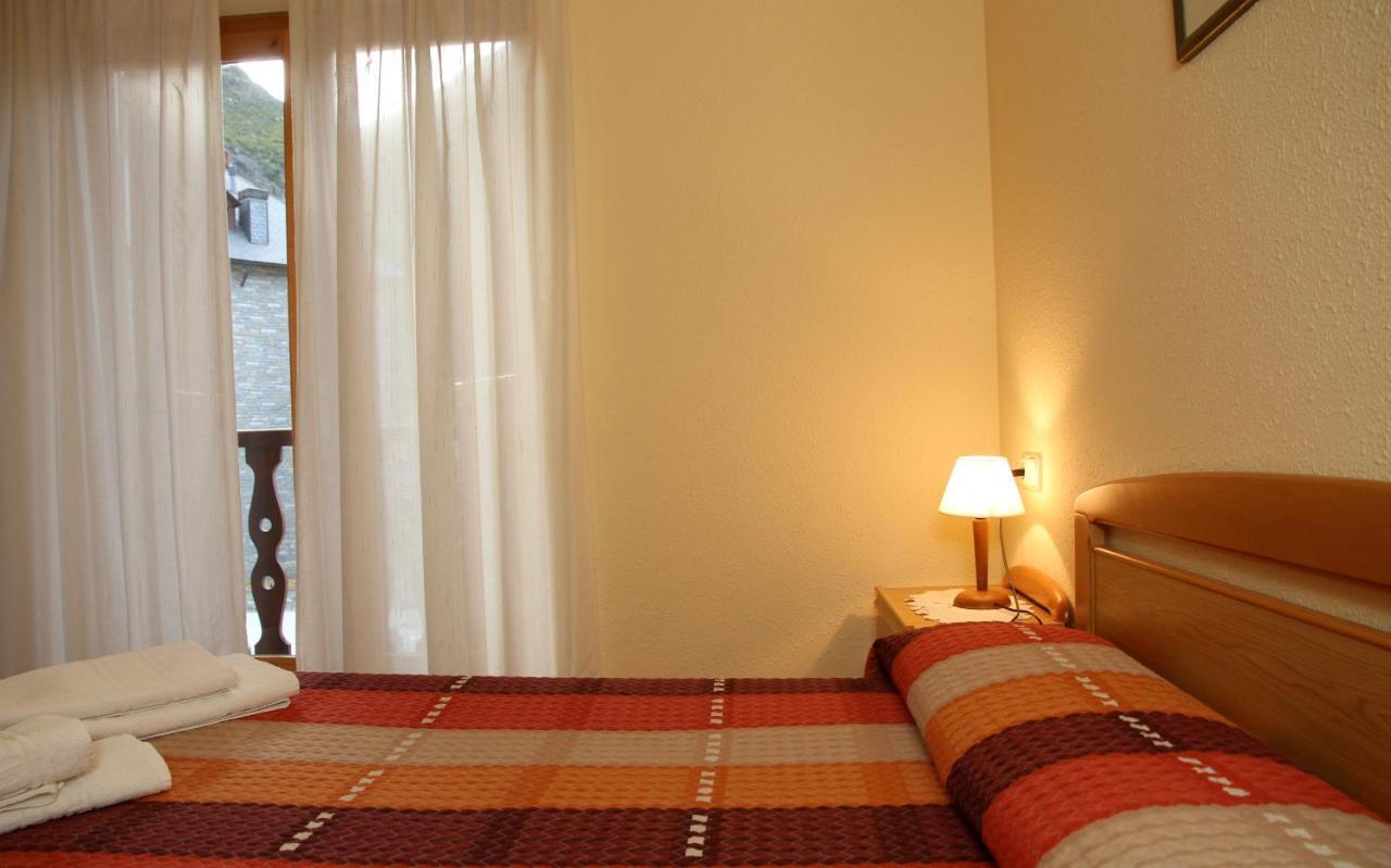 Apartaments La Llucana Barruera Chambre photo